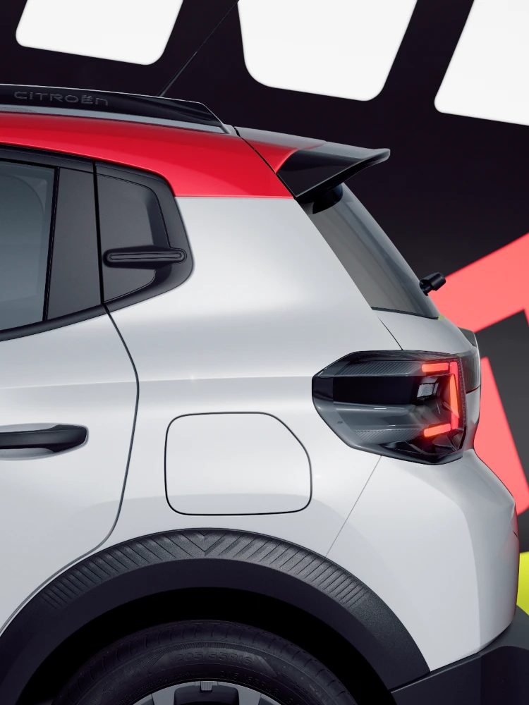 Detailansicht Heck des Citroën ë-C3 TONIC Limited Edition Elektro-Stadtauto mit Rückleuchte und Heckdesign, moderne E-Fahrzeug Alternative